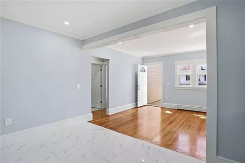 Living - 1567 Centerville Rd, Warwick, RI 02886 photo 4 of 5