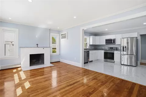 Living - 1567 Centerville Rd, Warwick, RI 02886 photo 5 of 5