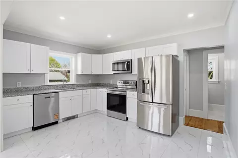 Kitchen - 1567 Centerville Rd, Warwick, RI 02886 photo 1 of 2