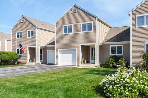 4 Palmer Cir #15, Hope Valley, RI 02832