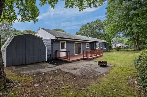 Exterior - 140 Tanner Ave, Warwick, RI 02886 photo 1 of 8