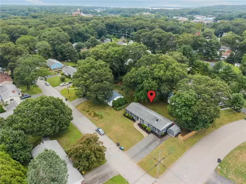 View/Area - 140 Tanner Ave, Warwick, RI 02886 photo 6 of 7