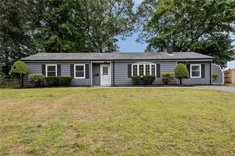 Exterior - 140 Tanner Ave, Warwick, RI 02886 photo 6 of 8