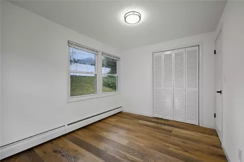 Bedroom - 140 Tanner Ave, Warwick, RI 02886 photo 6 of 8