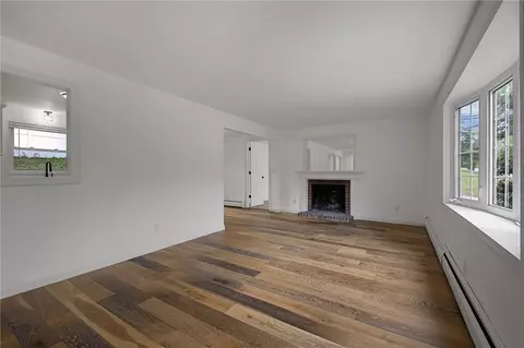 Living - 140 Tanner Ave, Warwick, RI 02886 photo 2 of 3