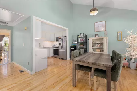 17 Cork Cir #B, Millville, MA 01529