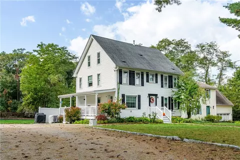 295 Cedar Swamp Rd, Warwick, RI 02886 photo 2