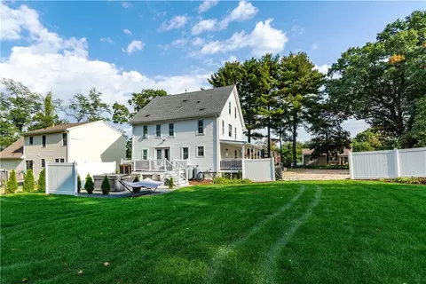 295 Cedar Swamp Rd, Warwick, RI 02886 photo 5
