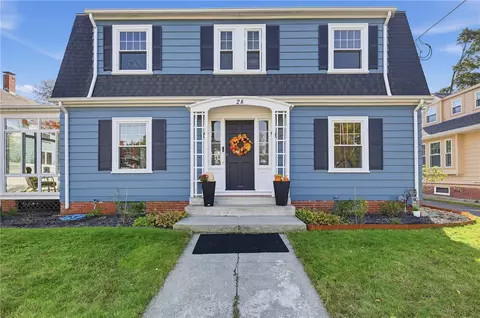 28 Moorland Ave, Cranston, RI 02905
