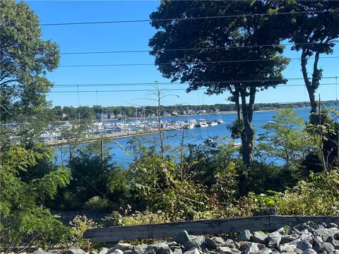 View/Area - 3940 Post Rd, Warwick, RI 02886 photo 3 of 3
