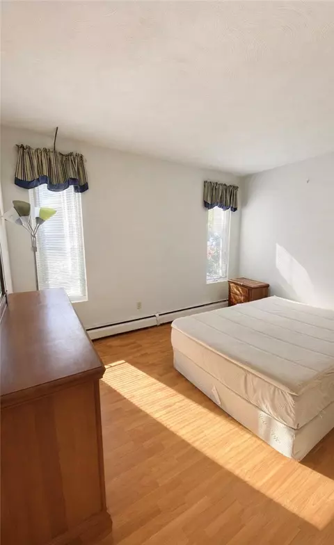 Bedroom - 3940 Post Rd, Warwick, RI 02886 photo 2 of 2
