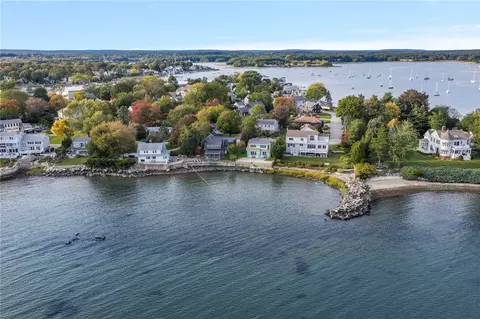 50 Concord Ave, North Kingstown, RI 02852