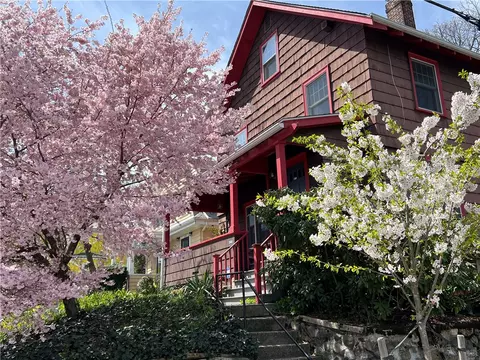 366 Morris Ave, Providence, RI 02906
