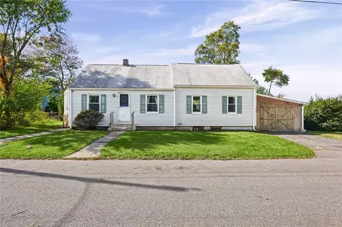 12 Freemont St, West Warwick, RI 02893
