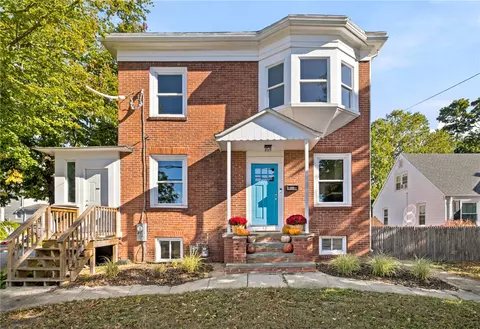 53 Edgewood Ave, Cranston, RI 02905
