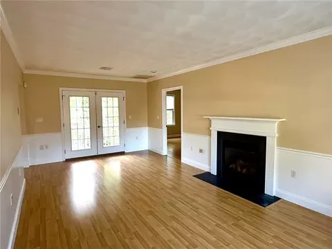 Living - 70 Turner St #B-4, Warwick, RI 02886 photo 1 of 4