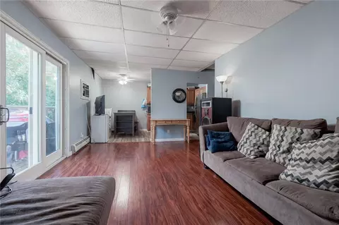 336 Killingly St #D, Providence, RI 02909 photo 4