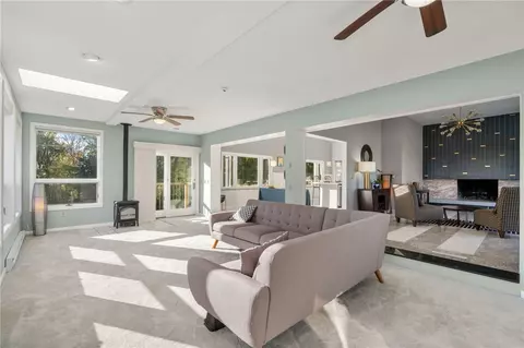 Living - 250 Harris Rd, Smithfield, RI 02917 photo 4 of 4