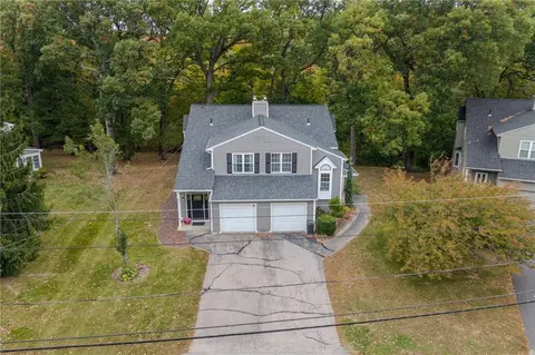 7 Nipmuc Trl #A, North Providence, RI 02904