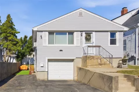 74 Messina St, Providence, RI 02908