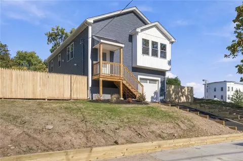 Exterior - 209 Lincoln St, Woonsocket, RI 02895 photo 4 of 4