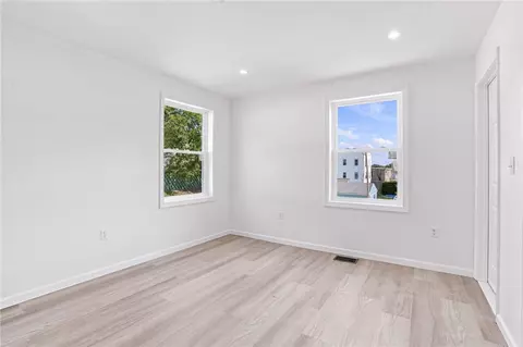 Bedroom - 209 Lincoln St, Woonsocket, RI 02895 photo 3 of 4