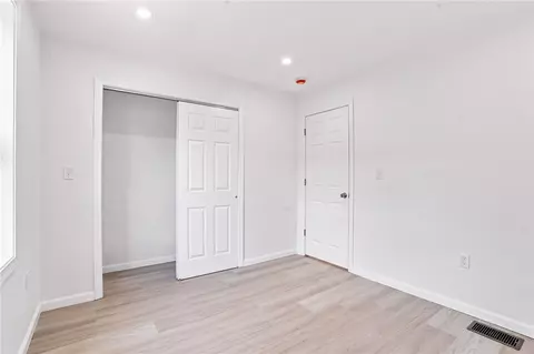 Bedroom - 209 Lincoln St, Woonsocket, RI 02895 photo 1 of 4