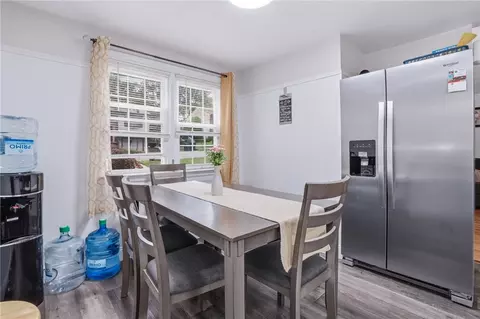 Dining - 5 Packard Ave, Warwick, RI 02886 photo 2 of 2