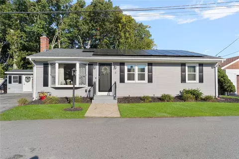 5 Gompers St, North Providence, RI 02904