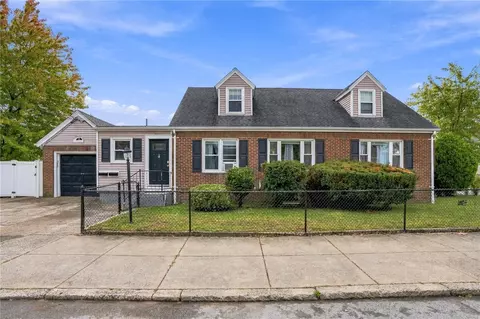 69 Bellevue Ave, Pawtucket, RI 02861