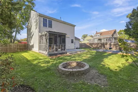 16 Hart Ave, Warwick, RI 02889 photo 38