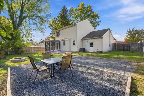 16 Hart Ave, Warwick, RI 02889 photo 44