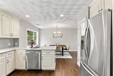 16 Hart Ave, Warwick, RI 02889 photo 16