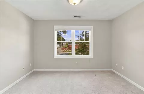 16 Hart Ave, Warwick, RI 02889 photo 34