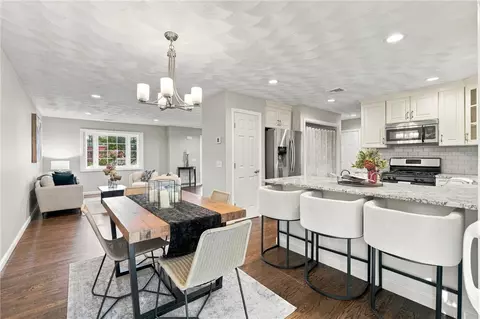 16 Hart Ave, Warwick, RI 02889 photo 10