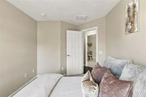 16 Hart Ave, Warwick, RI 02889 photo 29