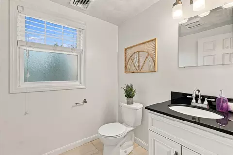 16 Hart Ave, Warwick, RI 02889 photo 18