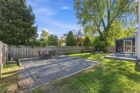 16 Hart Ave, Warwick, RI 02889 photo 41