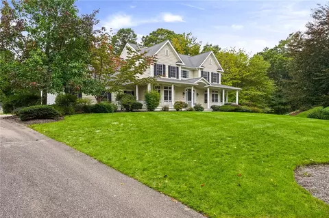 14 Canyon Dr, Westerly, RI 02891 photo 2