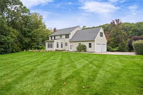 14 Canyon Dr, Westerly, RI 02891 photo 8