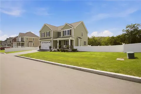 Exterior - 459 Louise St, Woonsocket, RI 02895 photo 1 of 10
