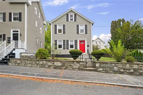 240 Power St, Providence, RI 02906