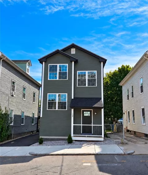164 Magnolia St, Providence, RI 02909