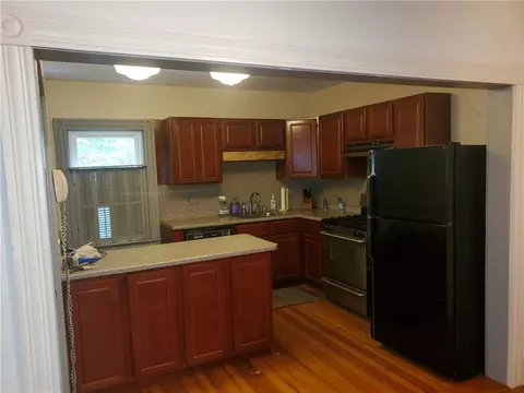 135 Roger Williams Ave, Providence, RI 02907