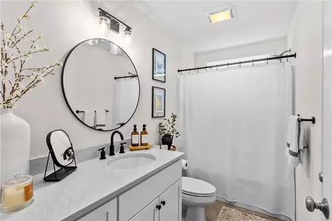 Bath - 254 Shore Dr, Coventry, RI 02816 photo 3 of 3