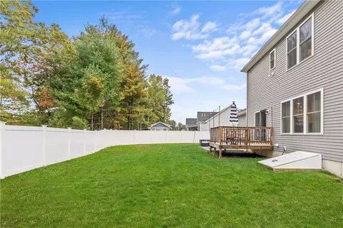 Exterior - 254 Shore Dr, Coventry, RI 02816 photo 12 of 13