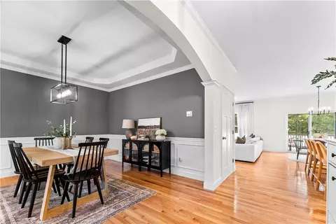Entry Way - 254 Shore Dr, Coventry, RI 02816 photo 4 of 7