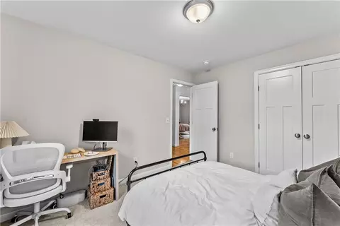 Bedroom - 254 Shore Dr, Coventry, RI 02816 photo 6 of 6