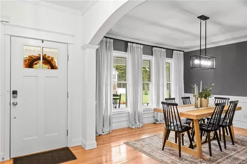 Entry Way - 254 Shore Dr, Coventry, RI 02816 photo 2 of 7