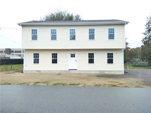46 Irving Ave, East Providence, RI 02914
